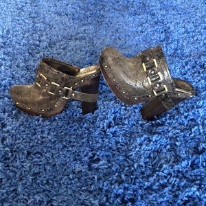 Vince Camuto Clogs/Mules Leather